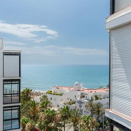 Comfortable First Line Appartement Marbellac